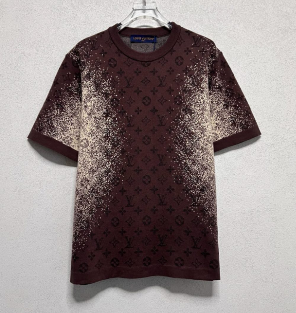 NWT Louis Vuitton Short Sleeve T-Shirt